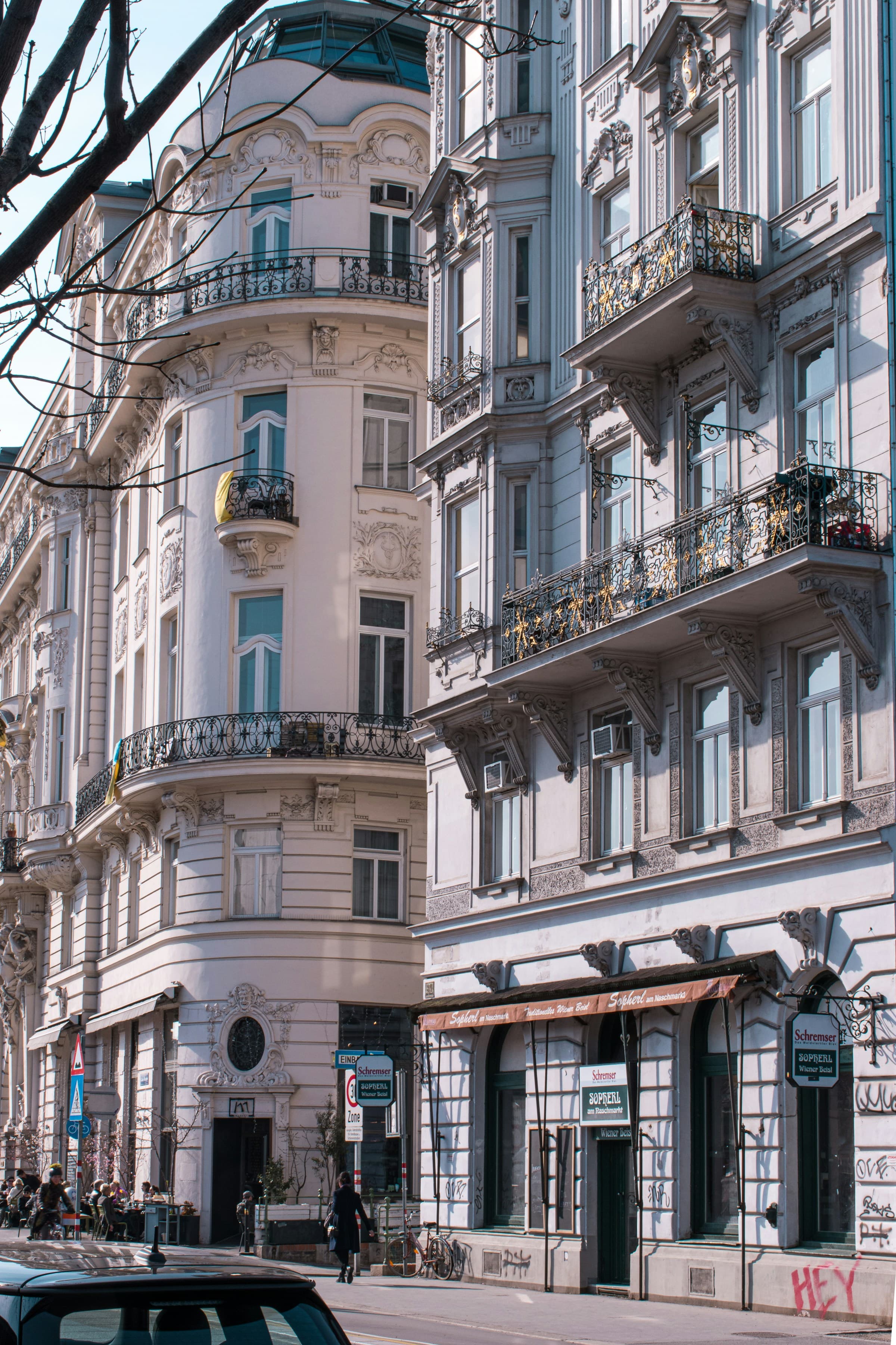 Fassade eines Wohnhauses